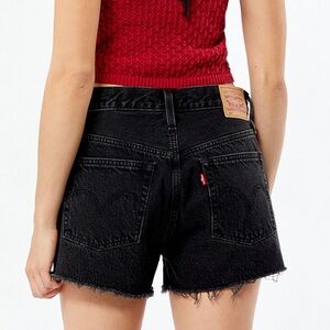 Levi’s 501 black jean shorts Size 26